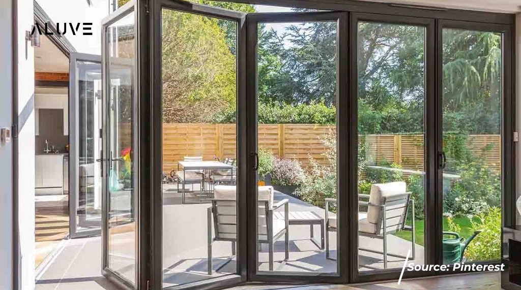 Pintu Aluminium Lipat Fleksibel untuk Ruang yang Lebih Dinamis